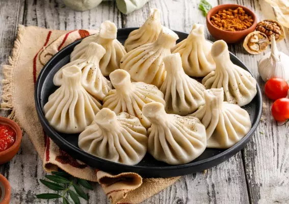Pkhali Khinkali