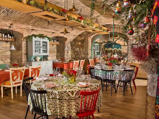 Restaurant "Barbarestan"