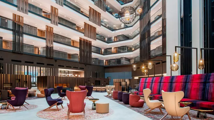 შერატონ გრანდ მეტეხი პალასი (Sheraton Grand Tbilisi Metechi Palace)