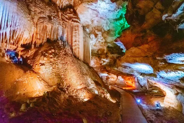 პრომეთეს მღვიმე