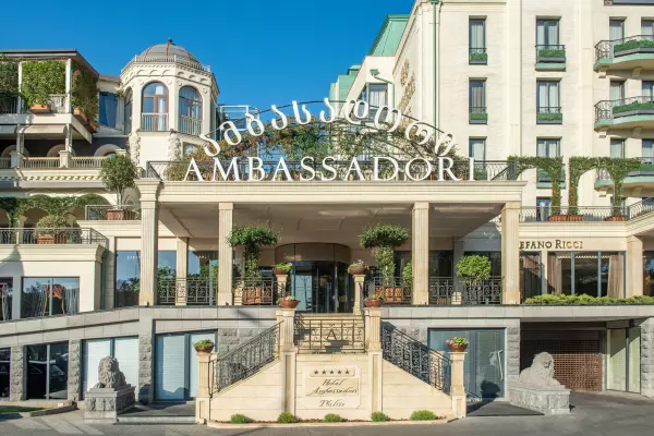 სასტუმრო ამბასადორი (Ambassadori Tbilisi Hotel)